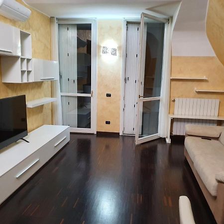 Апартаменты Milano Malpensa Grandi Mansarda Attico Галларате Экстерьер фото